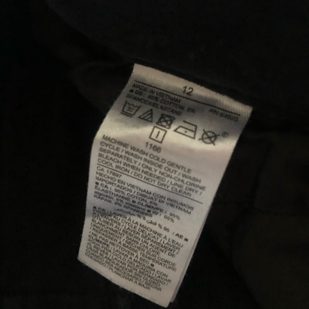 Old Navy dress pants. Skinny with some stretch. - Picture 3 of 3